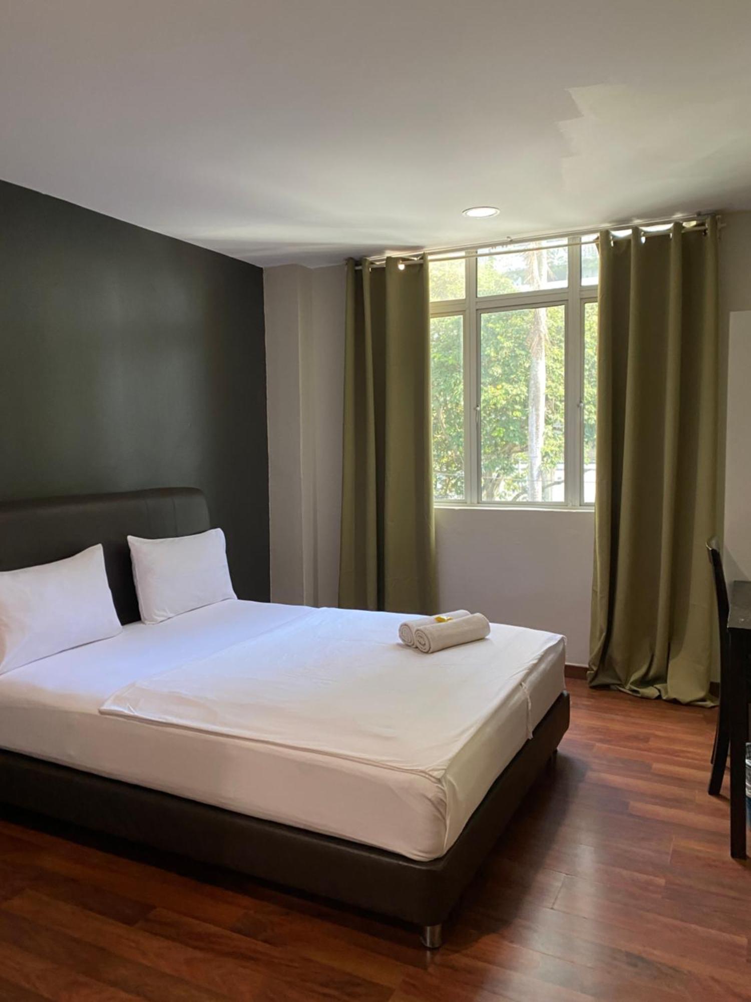 1St Living Subang Hotel Subang Jaya Bagian luar foto